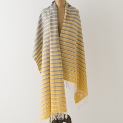 châle laine lambswool McNutt of Donegal motif patchwork saumon